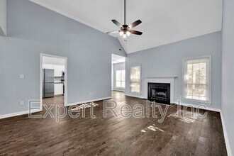 8235 Wynwood Dr in Helena, AL - Building Photo - Building Photo