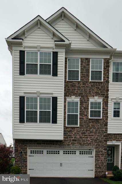property at 221 Cadence Ct