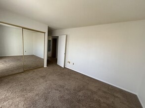 4576 Hawley Blvd in San Diego, CA - Building Photo - Building Photo