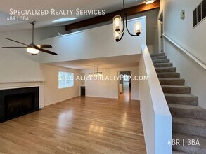 5749 NE Harvest St in Hillsboro, OR - Building Photo - Building Photo