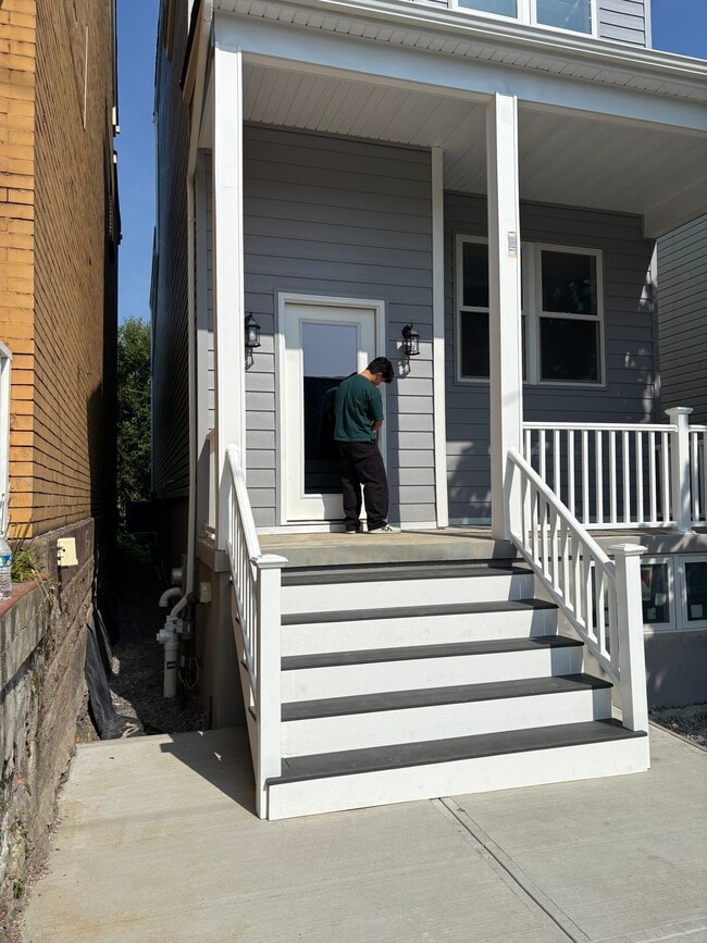 property at 2535 Allequippa St