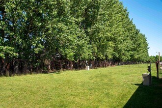 Forest Park Apartments in Grand Forks, ND - Building Photo - Building Photo