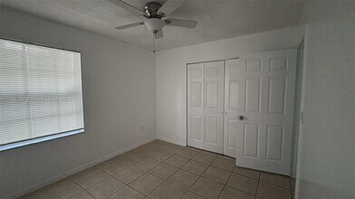 13773 NW 22nd St in Sunrise, FL - Building Photo - Building Photo