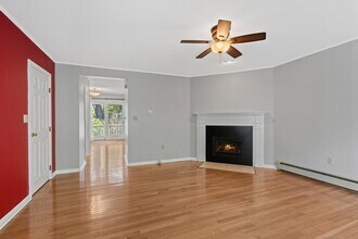19 W Main St in Merrimac, MA - Building Photo - Building Photo