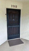 3360 Lucerne Park Dr in Greenacres, FL - Building Photo - Building Photo