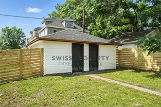 889 E Livingston Ave in Columbus, OH - Building Photo - Building Photo