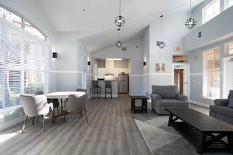 The Promenade Apartments in Pleasanton, CA - Building Photo - Interior Photo