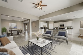 44587 W Palo Amarillo Rd in Maricopa, AZ - Foto de edificio - Building Photo