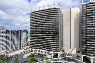 The St. Regis Bal Harbour Resort Condos in Miami Beach, FL - Building Photo - Building Photo