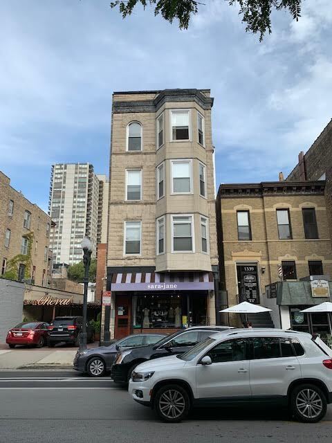 1343 N Wells St, Unit 3 in Chicago, IL - Building Photo