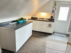 103 Erie St SE in Hutchinson, MN - Building Photo