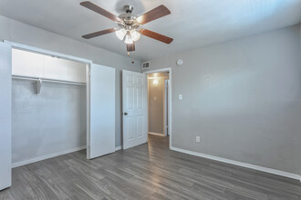 Oak Creek Apartments in Garland, TX - Building Photo - Interior Photo