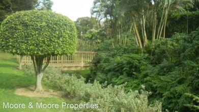 46-78 Emepela Pl in Kaneohe, HI - Building Photo - Building Photo