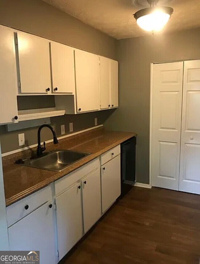 304 Twiggs Cor in Peachtree City, GA - Building Photo - Building Photo