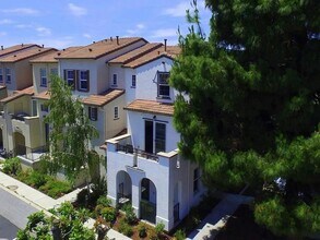 1722 Hillebrant Pl in Santa Clara, CA - Building Photo - Building Photo