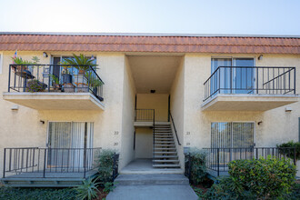 Parkview Apartments in Santa Clara, CA - Foto de edificio - Building Photo