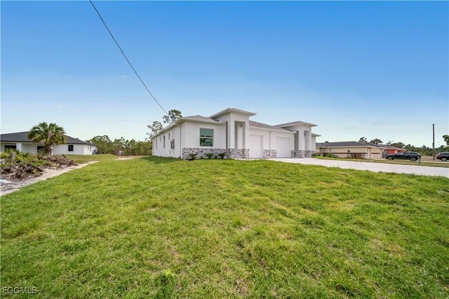 property at 1155 Countess Ave