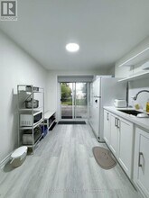 130 Carolbreen Square in Toronto, ON - Building Photo - Building Photo