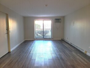 576 Washington St in Weymouth, MA - Building Photo - Building Photo