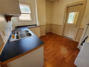 74 Stewart St in Rochester, NY - Building Photo - Building Photo