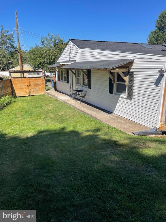 property at 5527 Halwis St