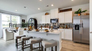 1603 Carr Ln in Lebanon, TN - Foto de edificio - Building Photo