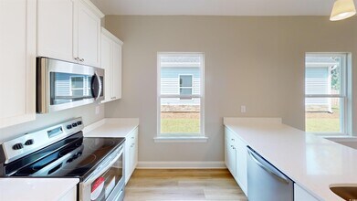 1056 Moen Lp in Conway, SC - Building Photo - Building Photo