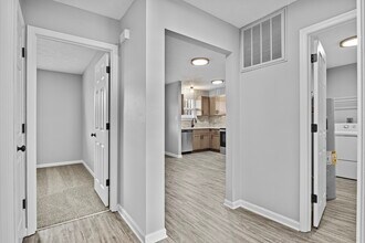 Mt. Tabor Apartments in Lexington, KY - Building Photo - Building Photo