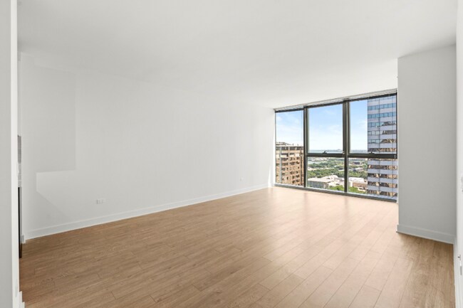 property at 174 N Michigan Ave