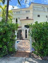 1362 Bayview Dr in Fort Lauderdale, FL - Building Photo