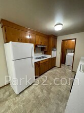 1404 N Orchard St in Tacoma, WA - Building Photo - Building Photo