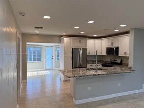 1498 SW 47th Terrace in Fort Lauderdale, FL - Building Photo - Building Photo