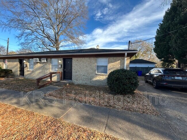 property at 1701 Lafayette Blvd