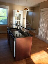 98 Knight St in Providence, RI - Building Photo - Building Photo