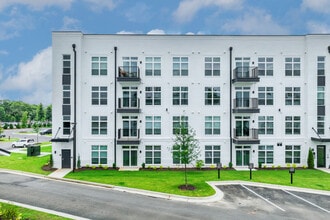 The Taylor in Opelika, AL - Building Photo - Building Photo