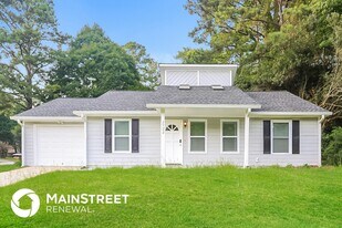 2722 Old S Dr in Jonesboro, GA - Building Photo
