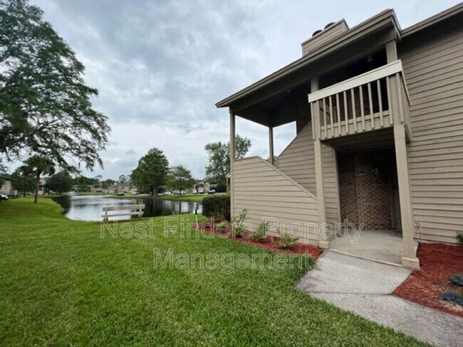 10200 Belle Rive Blvd in Jacksonville, FL - Building Photo - Building Photo