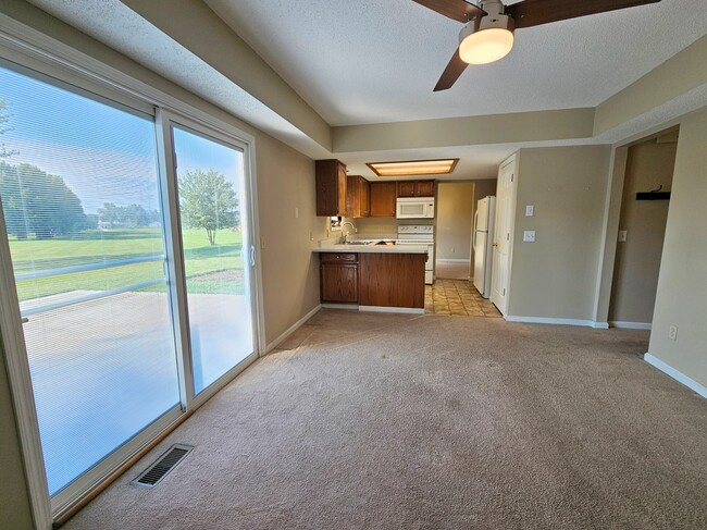 8707 Ash Bourne Dr in Fort Wayne, IN - Building Photo - Building Photo