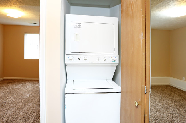 Residences at Fox Pointe in Omaha, NE - Building Photo - Interior Photo