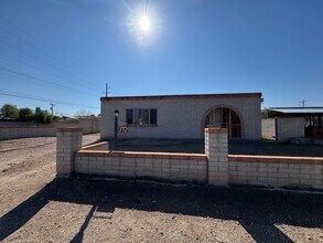 972 E Edison St in Tucson, AZ - Building Photo - Building Photo