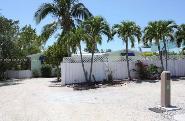 791 Bostwick Dr in Key Largo, FL - Foto de edificio - Building Photo