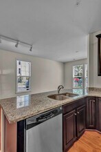 24606 Byrne Meadow Sq in Aldie, VA - Building Photo - Building Photo