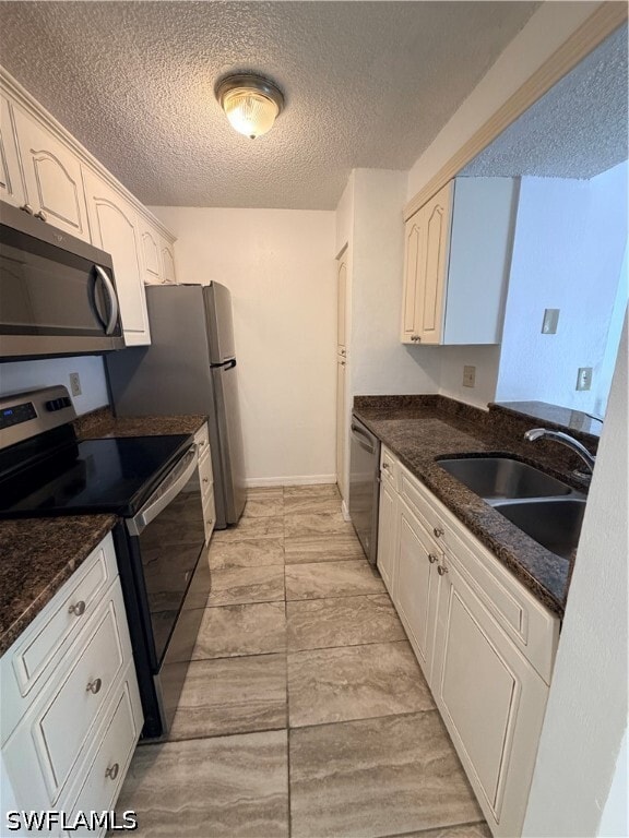 108 Santa Clara Dr in Naples, FL - Building Photo - Building Photo