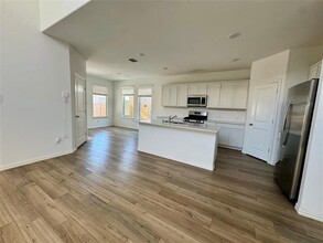 10004 Plumfield Dr in Fort Worth, TX - Building Photo - Building Photo