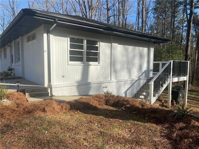 4030 Stonewall Tell Rd in College Park, GA - Building Photo - Building Photo