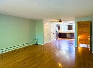 333 Hillside Ave in Torrington, CT - Building Photo - Building Photo