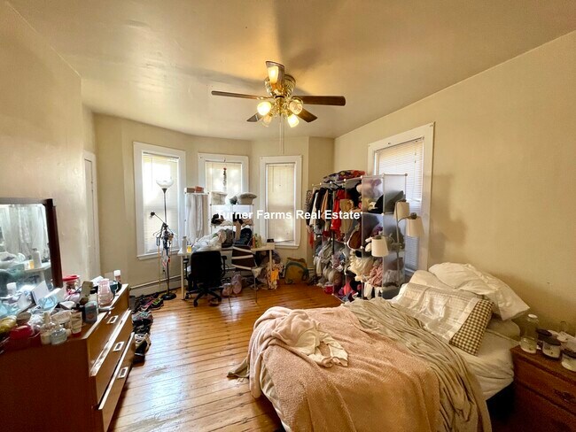 19 Sachem St, Unit 1