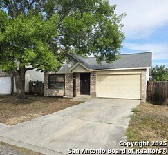 8338 Longhorn Ridge Dr in Converse, TX - Building Photo