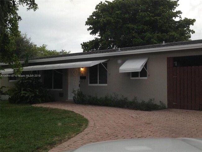 property at 1325 SE 1st Terrace