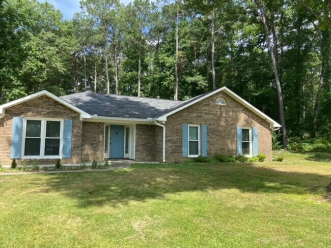 220 Saddlebrook Trail in Ellerslie, GA - Foto de edificio - Building Photo